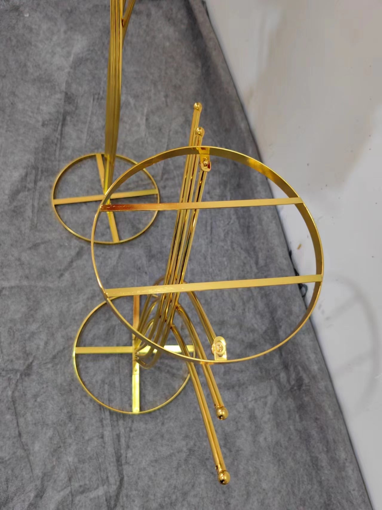 Gold Mermaid-Shaped Table Floral Stand
