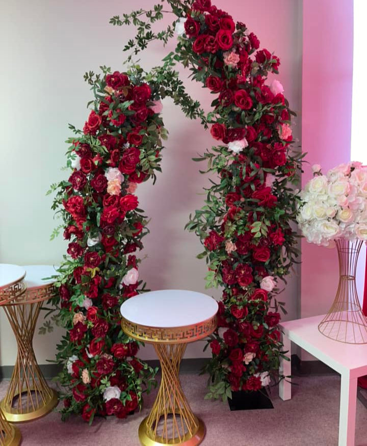 Twist Metal Gold Pedestal Dessert Floral Stands