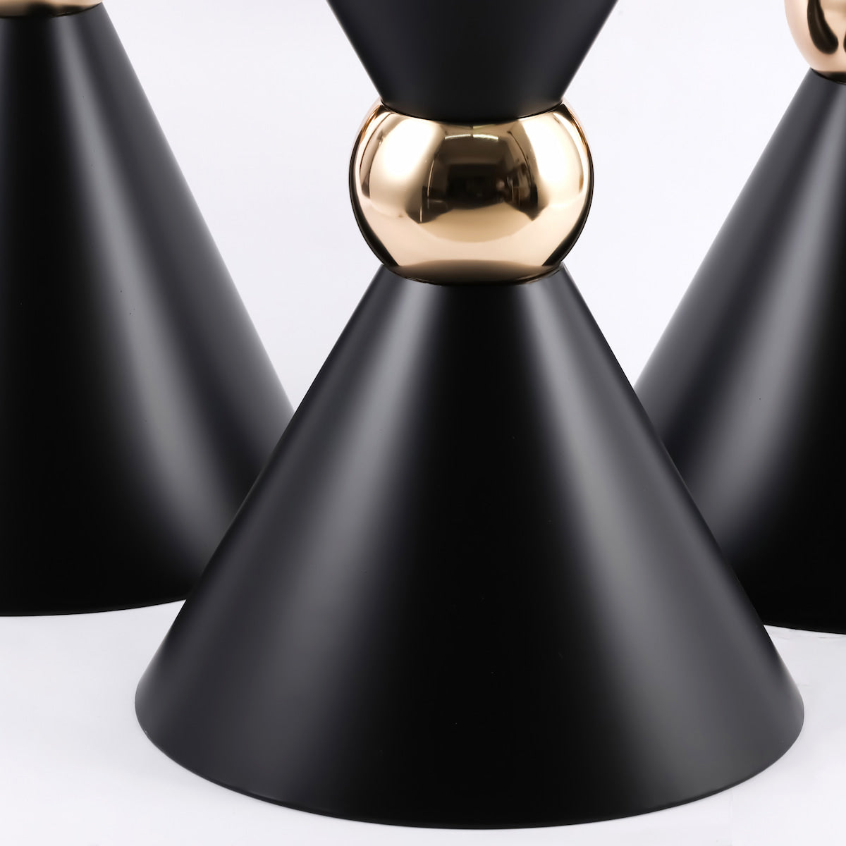 Luxury Black Metal Double Cone Dessert Table Stand