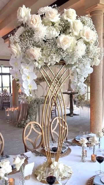 Gold Mermaid-Shaped Table Floral Stand